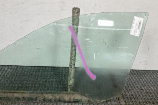 Vitre avant gauche VOLKSWAGEN GOLF 4 Photo n°1