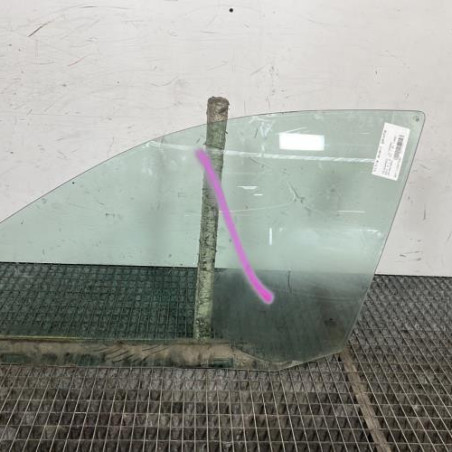 Vitre avant gauche VOLKSWAGEN GOLF 4 Photo n°1
