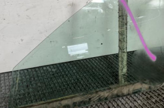 Vitre avant gauche VOLKSWAGEN GOLF 4