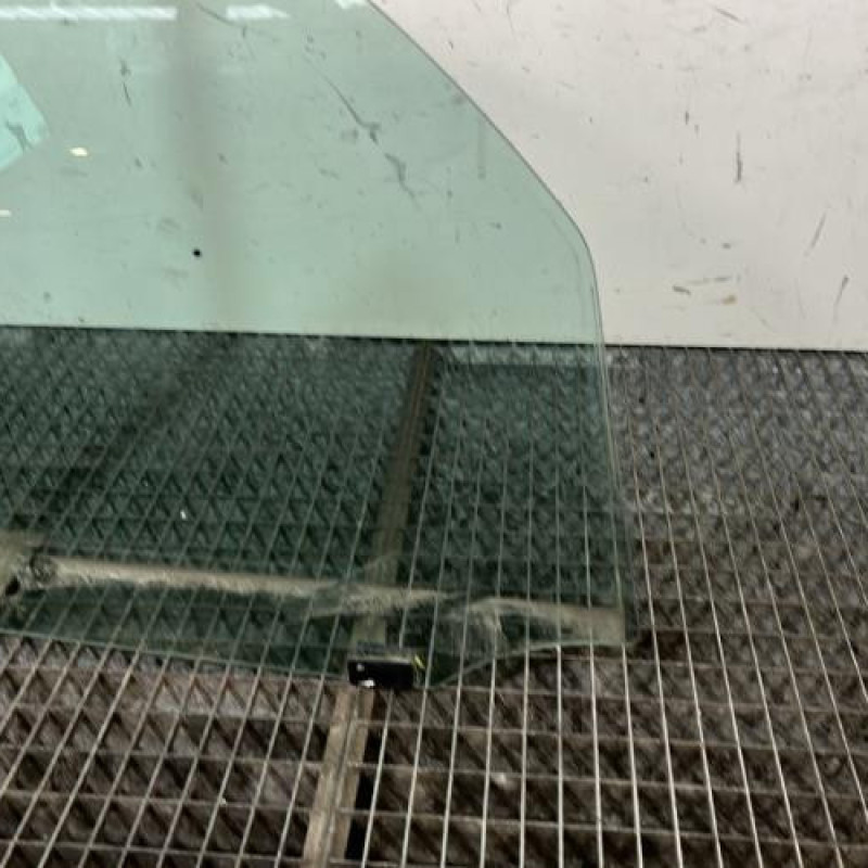 Vitre avant droit CITROEN C3 PICASSO Photo n°2