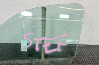 Vitre avant gauche CITROEN C3 PICASSO Photo n°1