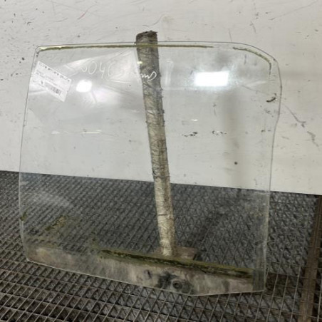 Vitre arriere gauche PEUGEOT 306