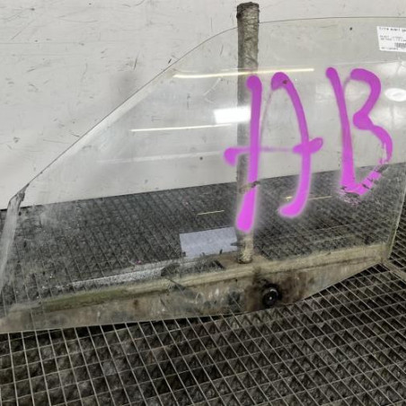 Vitre avant gauche PEUGEOT 306