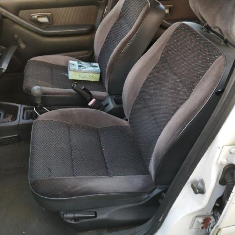 Vitre avant gauche PEUGEOT 306 Photo n°14