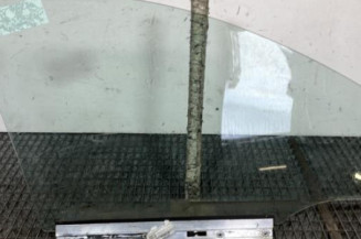 Vitre avant gauche OPEL CORSA C