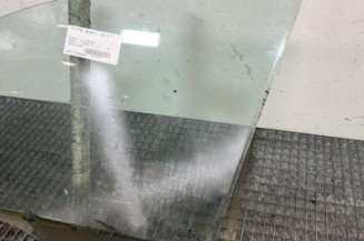 Vitre avant gauche SKODA FABIA 1