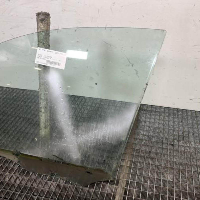 Vitre avant gauche SKODA FABIA 1 Photo n°3