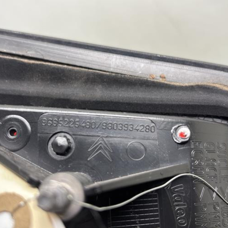 Feu arriere secondaire droit (feux) CITROEN C3 2 Photo n°3