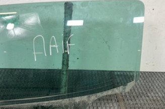 Vitre arriere gauche PEUGEOT 207 Photo n°1