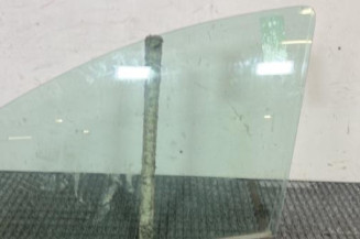 Vitre avant gauche PEUGEOT 207 Photo n°1