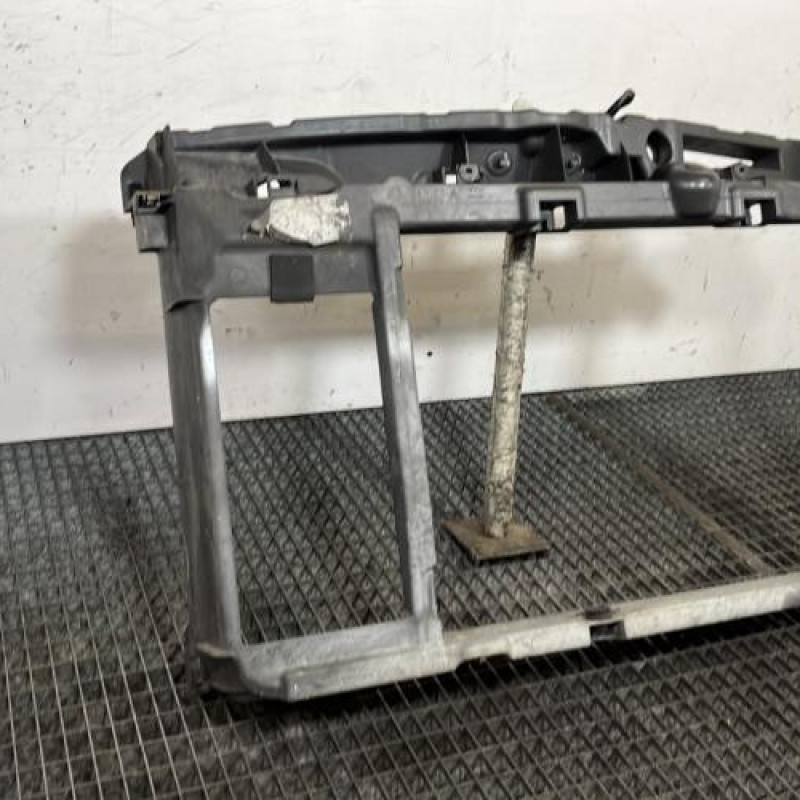 Face avant PEUGEOT 207 Photo n°2