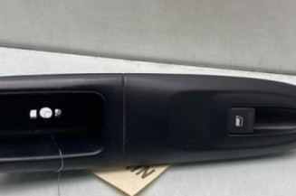 Interrupteur de leve vitre avant droit PEUGEOT 406 Photo n°1