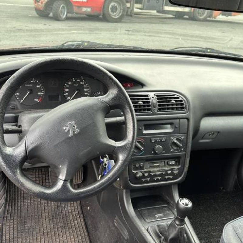 Interrupteur de leve vitre avant droit PEUGEOT 406 Photo n°15