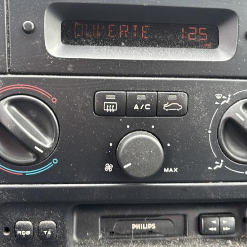 Interrupteur de leve vitre avant droit PEUGEOT 406 Photo n°18