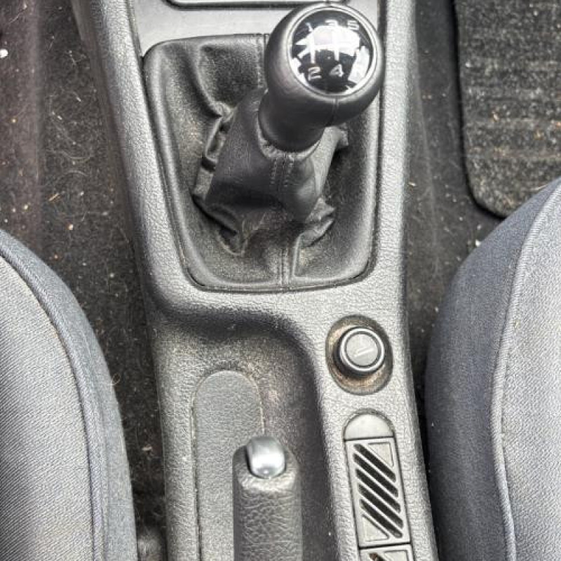 Interrupteur de leve vitre avant droit PEUGEOT 406 Photo n°20