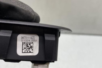 Interrupteur de leve vitre arriere droit PEUGEOT 2008 1