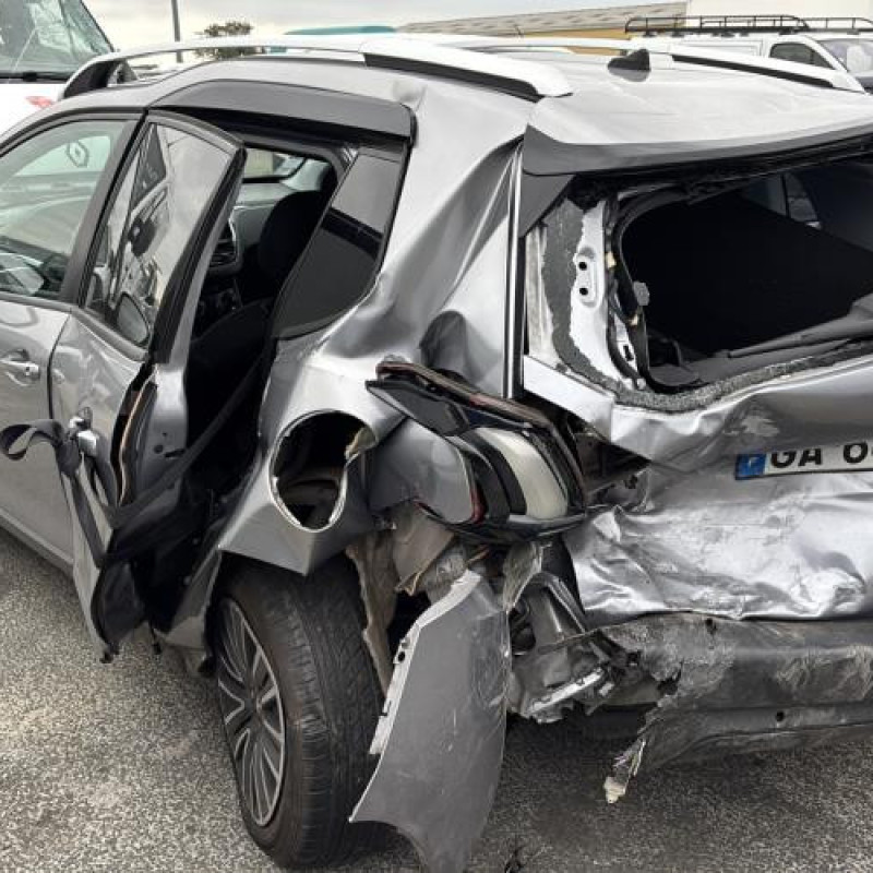 Interrupteur de leve vitre arriere droit PEUGEOT 2008 1 Photo n°8