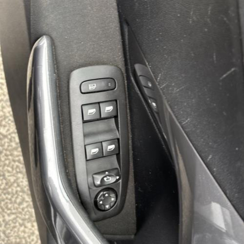 Interrupteur de leve vitre arriere droit PEUGEOT 2008 1 Photo n°14