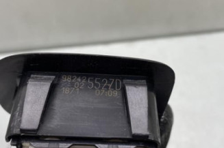 Interrupteur de leve vitre arriere gauche PEUGEOT 2008 1