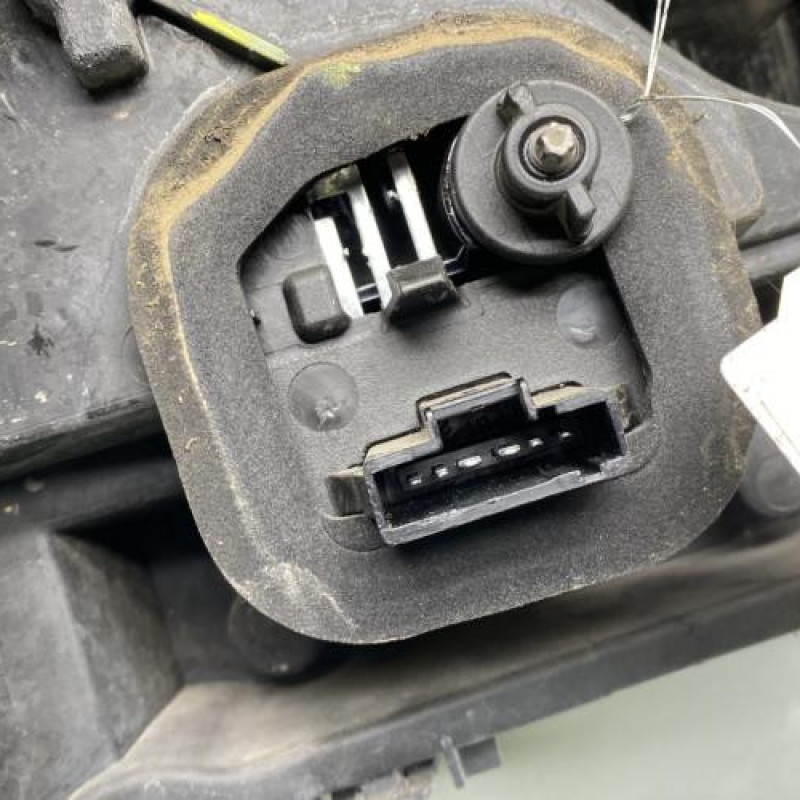 Feu arriere principal droit (feux) CITROEN C3 3 SOCIETE Photo n°2