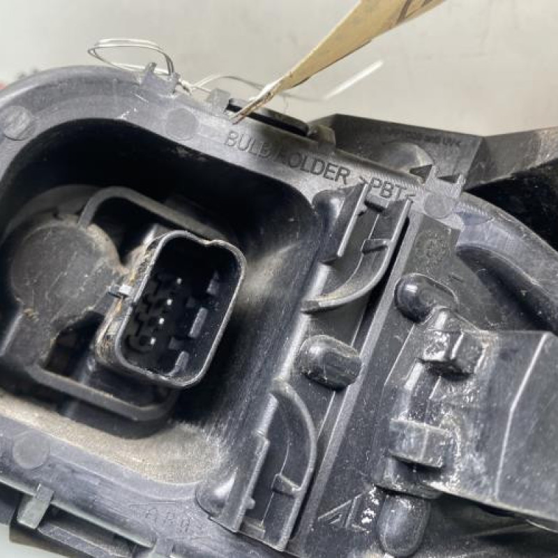 Feu arriere principal gauche (feux) RENAULT CLIO 4 Photo n°3