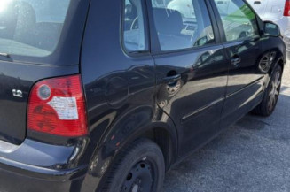 Custode arriere droit VOLKSWAGEN POLO 4