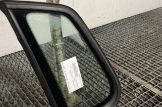 Custode arriere gauche VOLKSWAGEN POLO 4