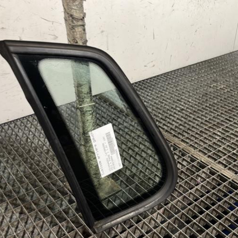 Custode arriere gauche VOLKSWAGEN POLO 4 Photo n°3