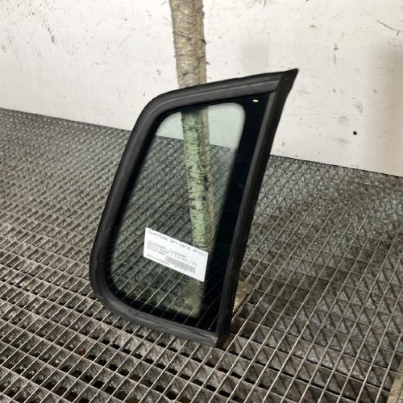 Custode arriere droit VOLKSWAGEN POLO 4 Photo n°3