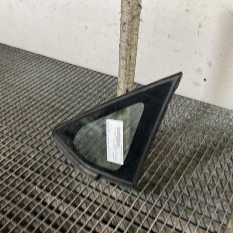 Custode avant gauche TOYOTA AURIS 1 Photo n°3