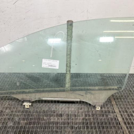 Vitre avant gauche TOYOTA AURIS 1 Photo n°1