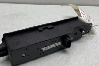 Interrupteur de leve vitre avant droit MERCEDES VITO 639