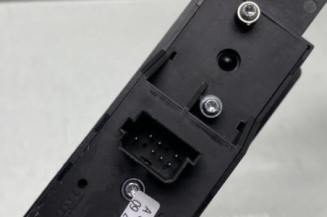 Interrupteur de leve vitre avant gauche MERCEDES VITO 639