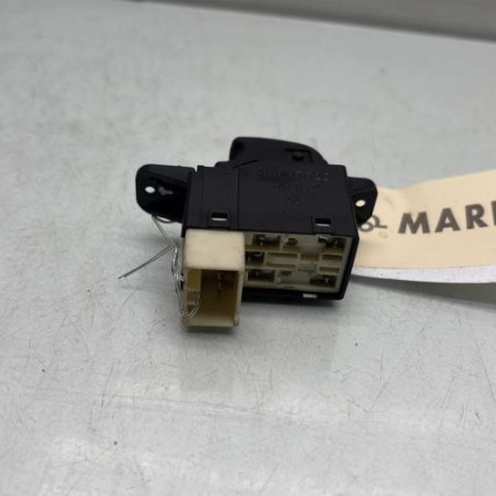 Interrupteur de leve vitre avant droit HYUNDAI SANTA FE 1