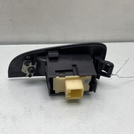 Interrupteur de leve vitre arriere droit TOYOTA AVENSIS 2