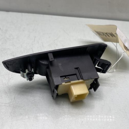Interrupteur de leve vitre arriere gauche TOYOTA AVENSIS 2