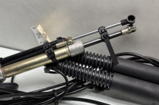 Verin de coffre MERCEDES CLASSE R 251