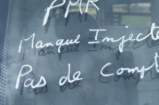 Pivot de moyeu avant droit RENAULT MASTER 2