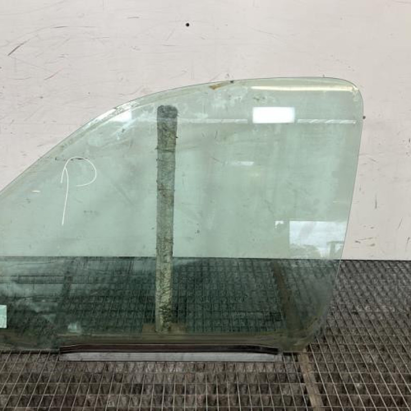 Vitre avant gauche RENAULT KANGOO 1 Photo n°1