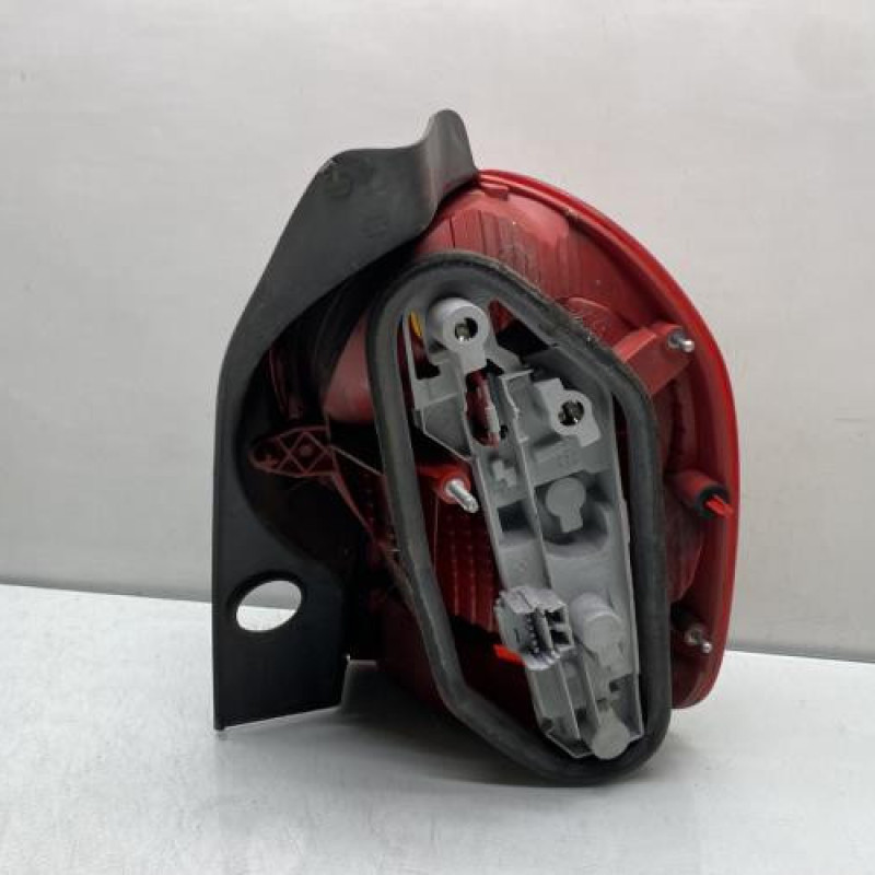 Feu arriere principal gauche (feux) RENAULT MODUS Photo n°2