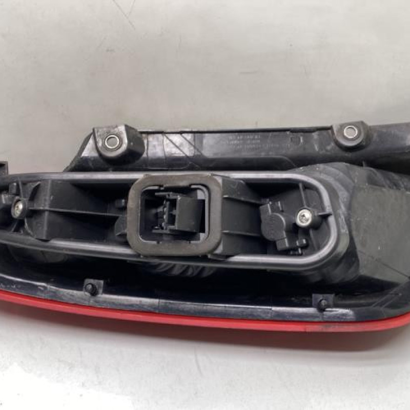 Feu arriere principal droit (feux) FIAT GRANDE PUNTO Photo n°2