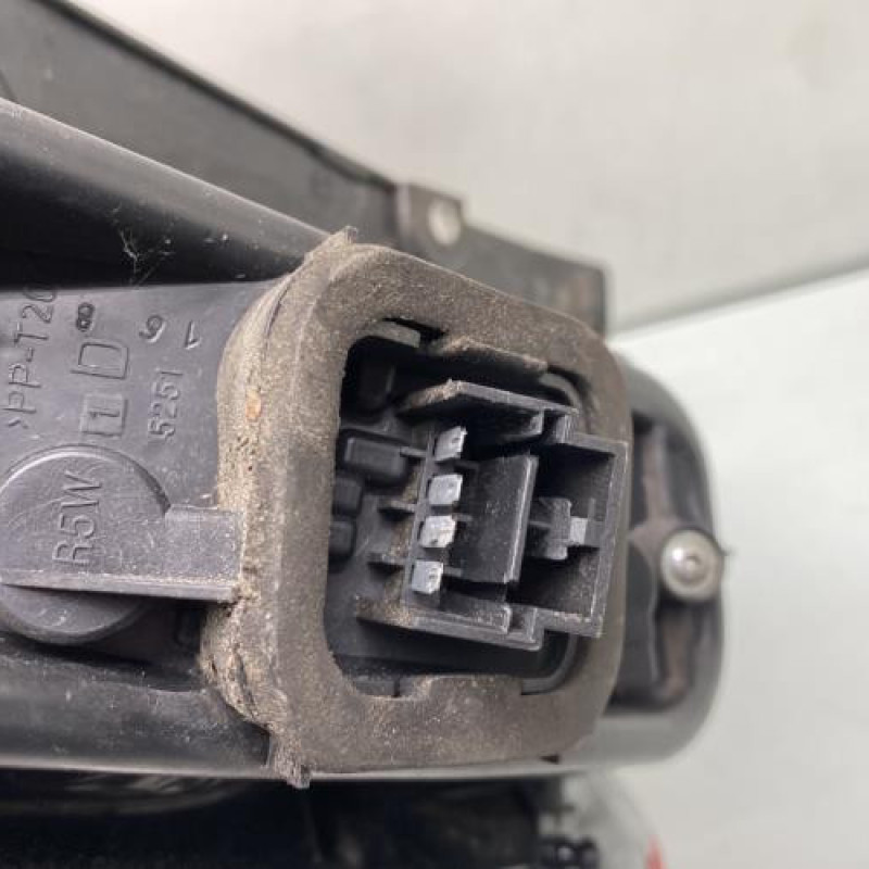 Feu arriere principal droit (feux) FIAT GRANDE PUNTO Photo n°3