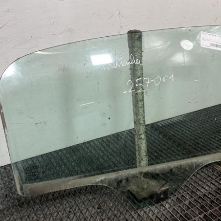 Vitre arriere droit FIAT GRANDE PUNTO