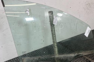 Vitre avant droit FIAT GRANDE PUNTO