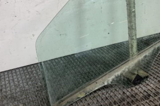 Vitre avant gauche FIAT GRANDE PUNTO