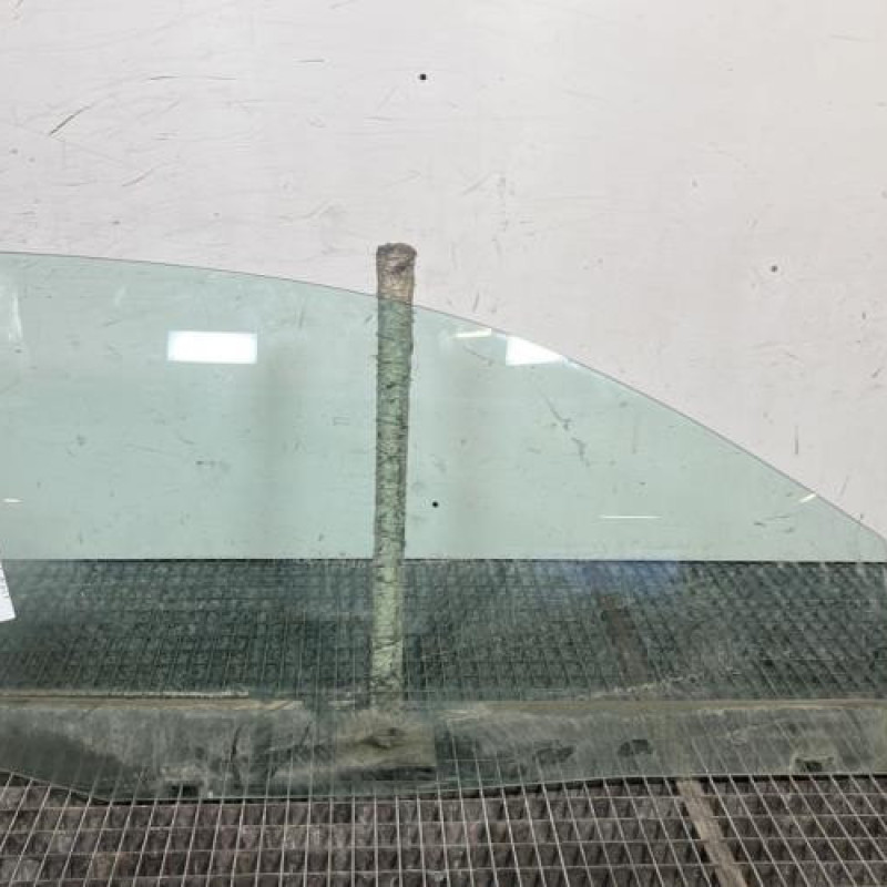 Vitre avant droit SEAT IBIZA 3 Photo n°1