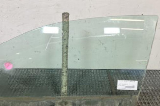 Vitre avant gauche SEAT IBIZA 3 Photo n°1