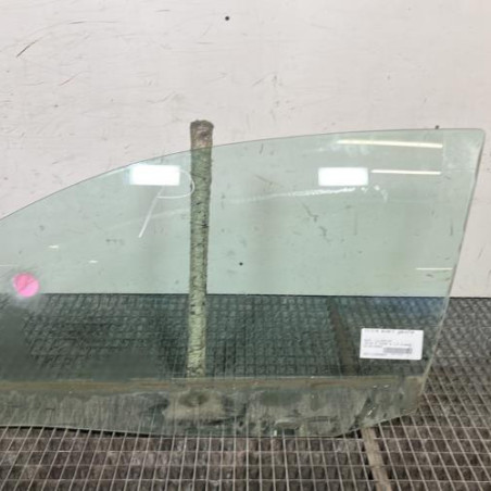Vitre avant gauche SEAT IBIZA 3 Photo n°1