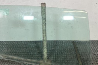 Vitre arriere droit PEUGEOT 307 Photo n°1