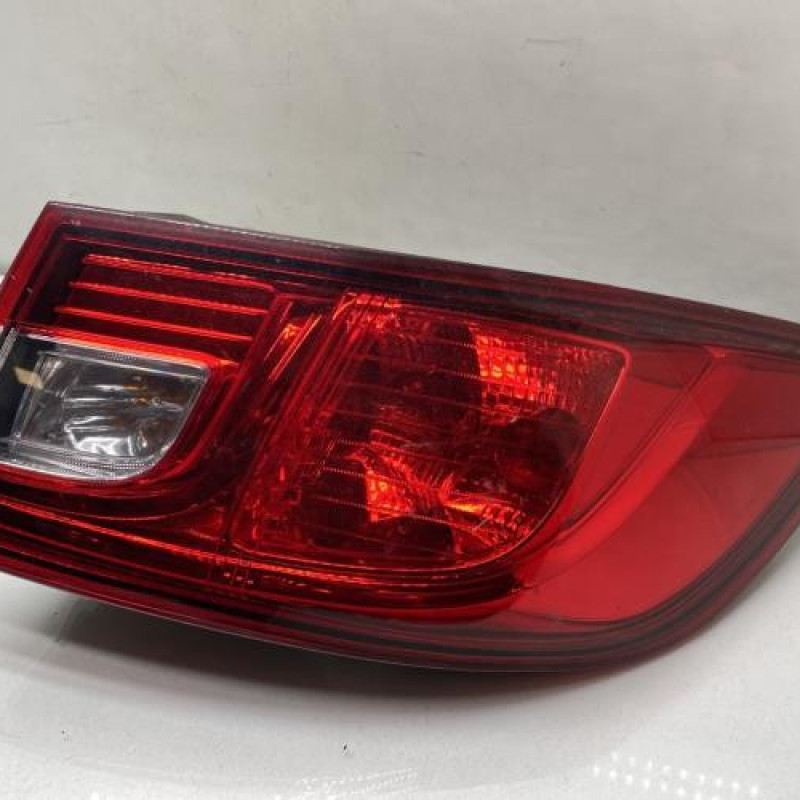 Feu arriere principal droit (feux) RENAULT CLIO 4 Photo n°1